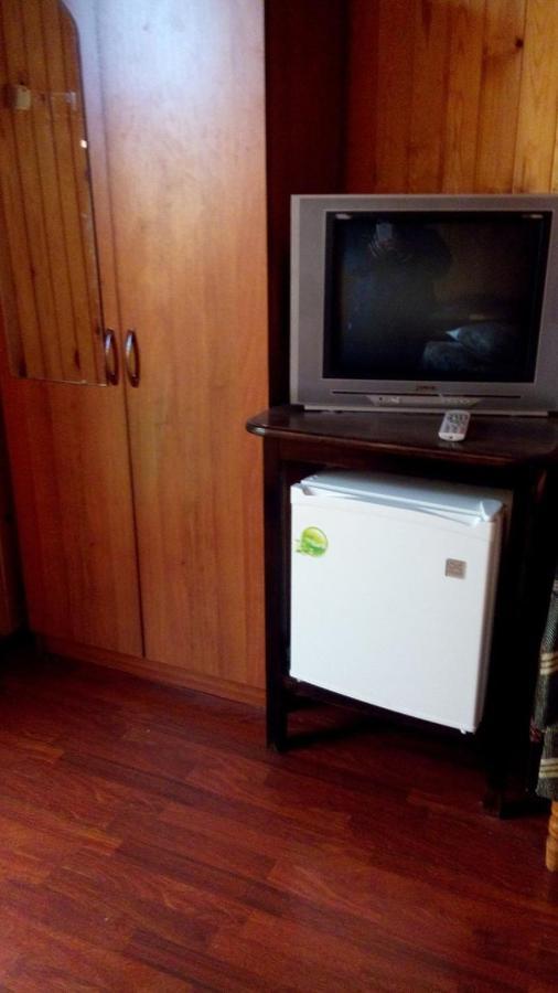 Guest House On Apskha Leona 12 Gagra Bagian luar foto